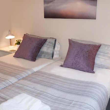 Chestnut Contractor Stays Wellingborough Exterior foto
